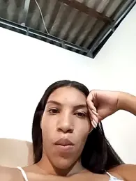 ginevere_20 webcam model stream image