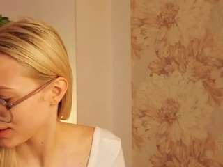 christymarshall webcam model stream image