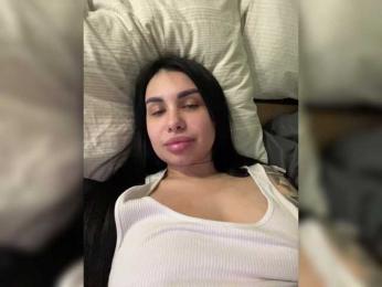 Pe4enkaa webcam bongacams model stream image