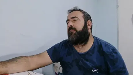 dark-look webcam model stream image