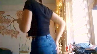 FLORA_FAUNAE webcam model stream image