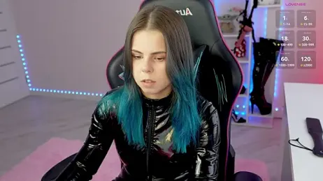 QueenAliceX webcam model stream image