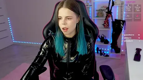 QueenAliceX webcam model stream image