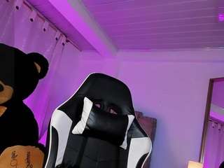 alexia-mattel webcam model stream image