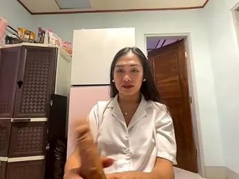 Mira_Janee webcam model stream image