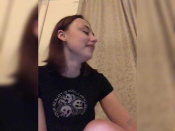 lovewomennnn webcam bongacams model stream image