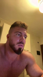 Bigwhitebull webcam model stream image