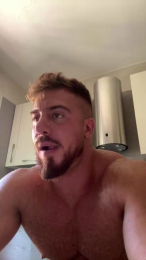 Bigwhitebull webcam cam4 model stream image