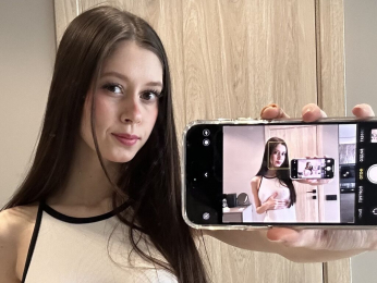MelissaMelis webcam model stream image
