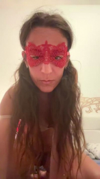 QueenV86 webcam model stream image