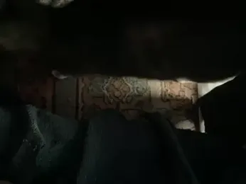 LickYourYoni webcam model stream image