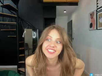 dianastar18 webcam model stream image