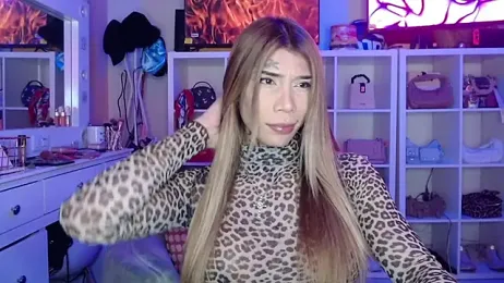 caroline_cossei webcam model stream image