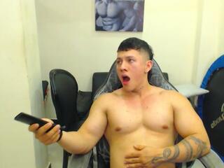 Mateo &amp; Arthur webcam model stream image