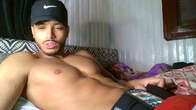 Tomtresor webcam model stream image