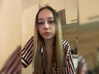 LunaKoma webcam bongacams model stream image