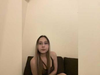 LunaKoma webcam bongacams model stream image