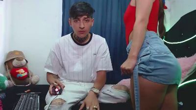 Mariana_and_max webcam model stream image
