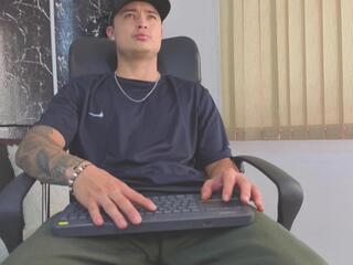 Allanx Ferrer webcam model stream image