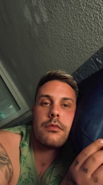 Neuto99 webcam model stream image