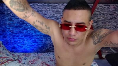 Thania_Mike_ webcam model stream image