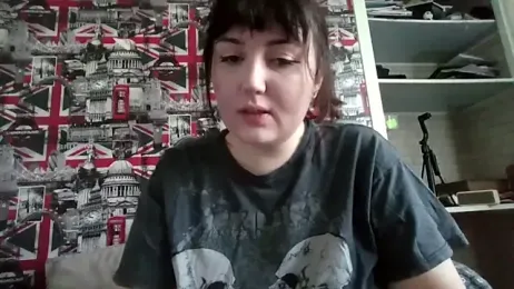 Lynylou webcam stripchat model stream image