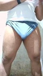 Leoon5 webcam model stream image