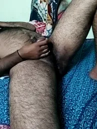 DesiBlackBull webcam model stream image