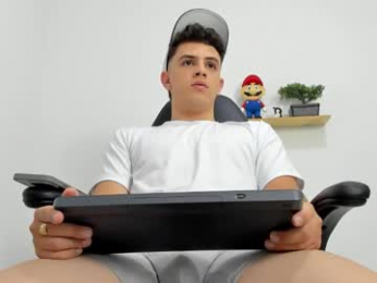 mikecooper_ webcam model stream image