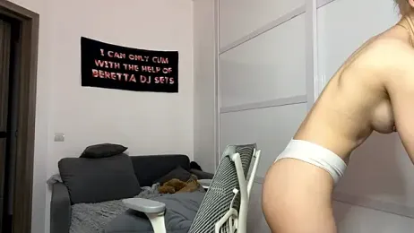 MarisLile webcam model stream image