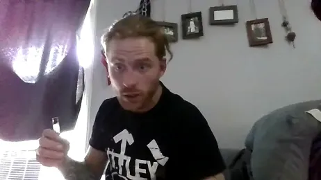 RightishResolve webcam model stream image