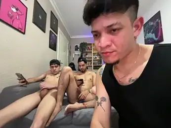 Chicos_defiesta webcam model stream image