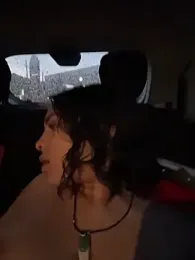 Alice_surprise webcam model stream image