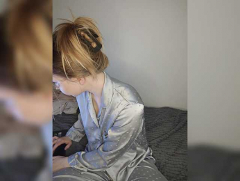 Lilith- webcam model stream image