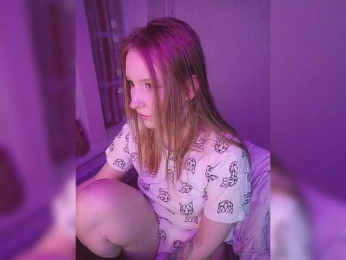 Lilith- webcam model stream image