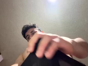 athlete_boy22 webcam model stream image