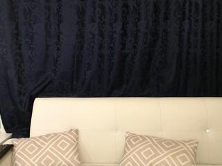 Alice Braga webcam model stream image