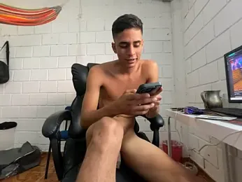 Max_TheHorseDick webcam stripchat model stream image