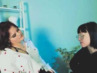 mira-cool webcam camsoda model stream image