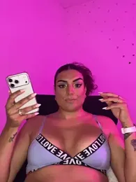LaKendra97 webcam stripchat model stream image
