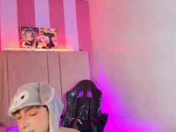 damiian21_ webcam model stream image