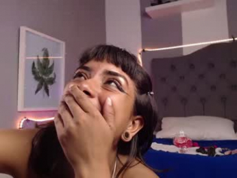 briellaa_ webcam model stream image