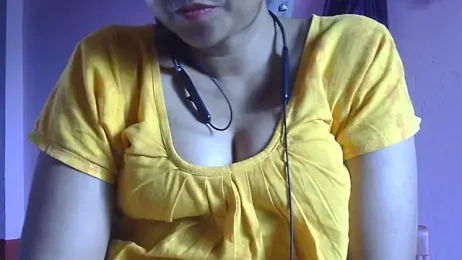 Pooja-suman webcam stripchat model stream image