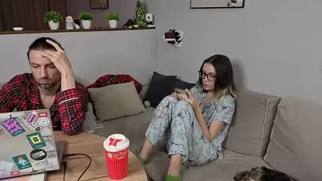 VerhinizCouple webcam model stream image