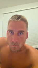 Irishbull336699 webcam model stream image