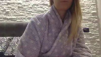 LOOKMEFRAGOLA webcam model stream image