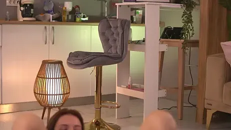 ButterflyLeah webcam model stream image