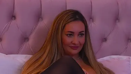 YaaraCollins webcam stripchat model stream image