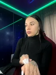 Queen_of_pain webcam stripchat model stream image