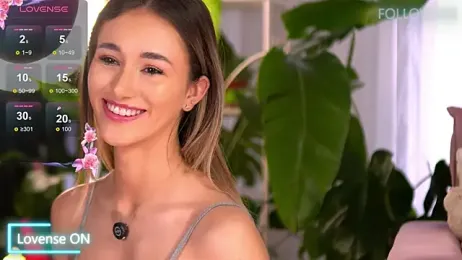 EmilyRaymont webcam model stream image